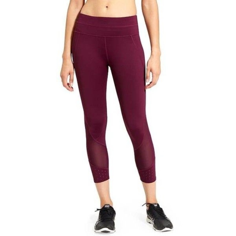 Athleta | Sonar Capri Mesh Leggings Size S EUC